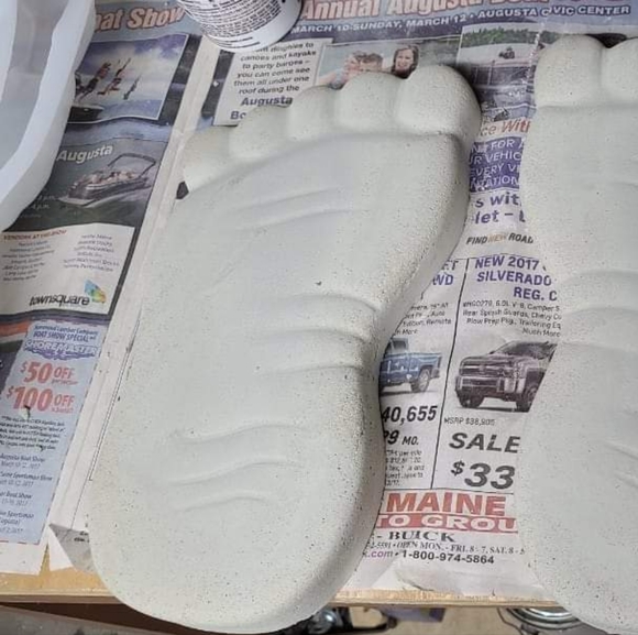 Set of cement feet unpainted - Picture 1 of 2